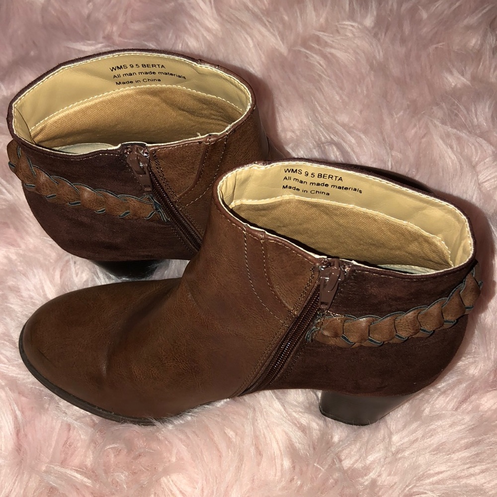 ND Berta Booties - Picture 3 of 3